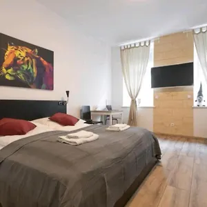  Appartamento Apartment, Modern Und Neu Renoviert